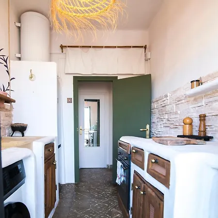 Piso Ibicenco Decoracion De Diseno Vistas Montana 쿠엘라
